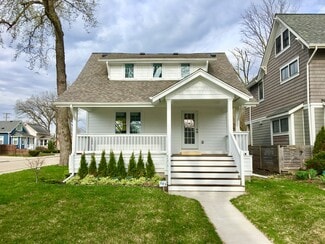 Building Photo - 203 Curry Ave