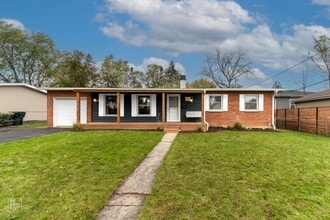 Building Photo - 410 N Shore Dr