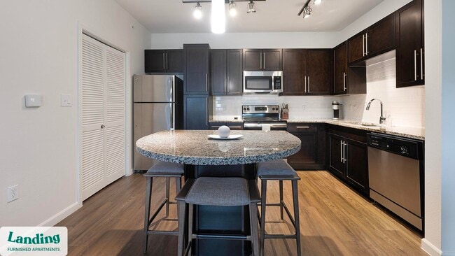 Foto del edificio - 12700 Ridgeline Blvd