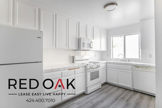 Foto del edificio - 6853 Agnes Ave