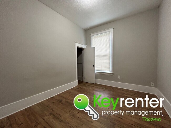 Foto del edificio - Renovated Comfort 3Bed/2Bath Tacoma Home