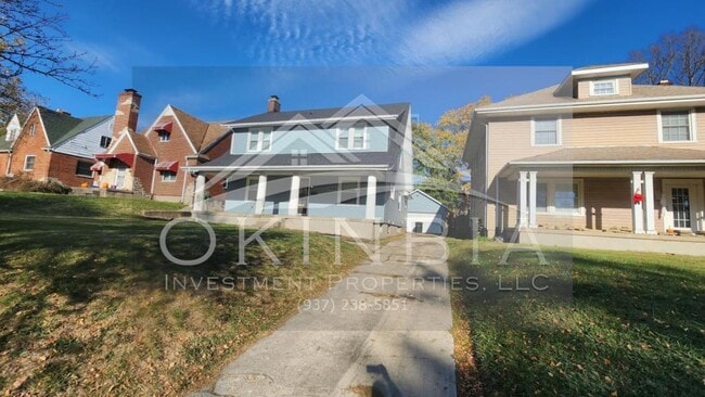 Building Photo - 1351 Amherst Pl