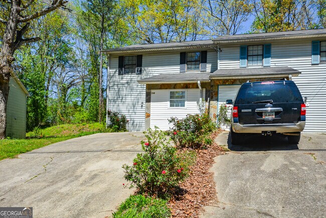 Building Photo - 160 Timber Creek Ln SW