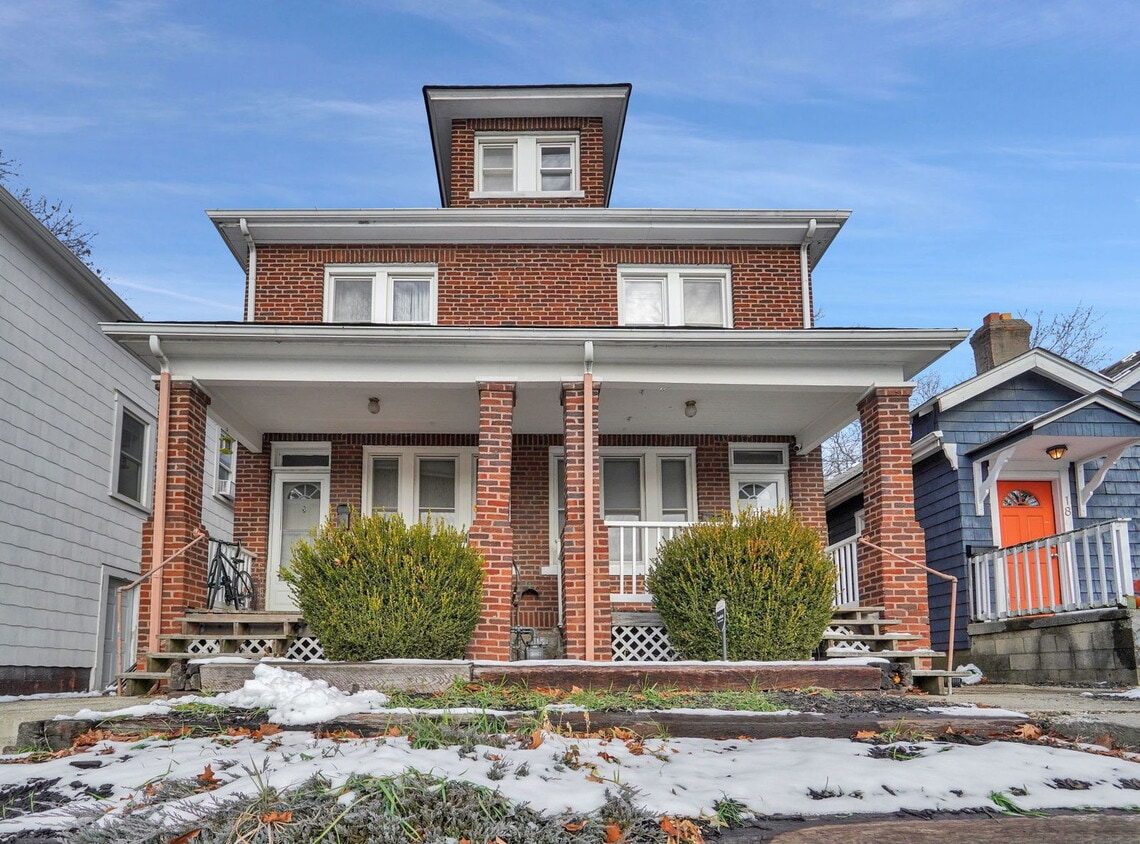 Foto principal - 180 E Patterson Ave