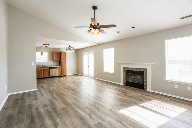 Foto del edificio - 1117 Squirrel Ridge Rd