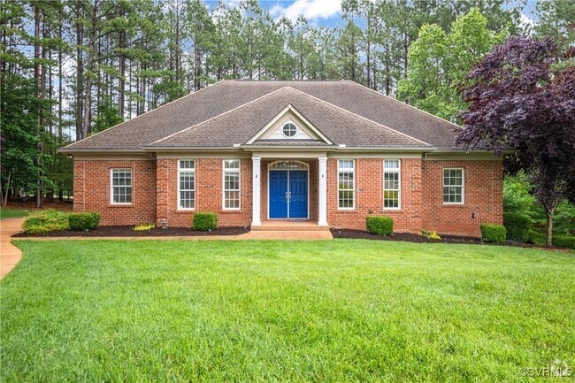 Building Photo - 11465 Pinewild Dr