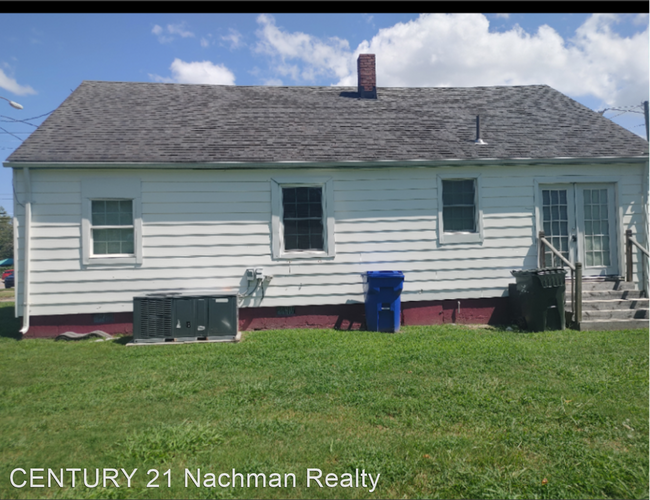 Building Photo - 2 br, 1 bath House - 953 North Newtown Road