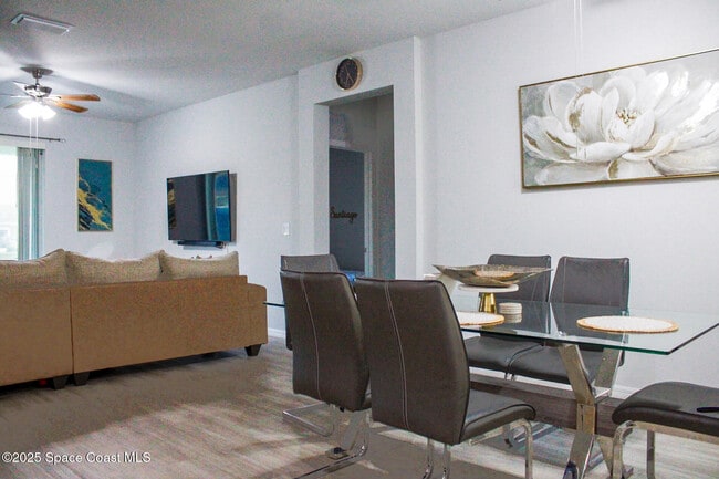 Foto del edificio - 843 Sorrel St NW