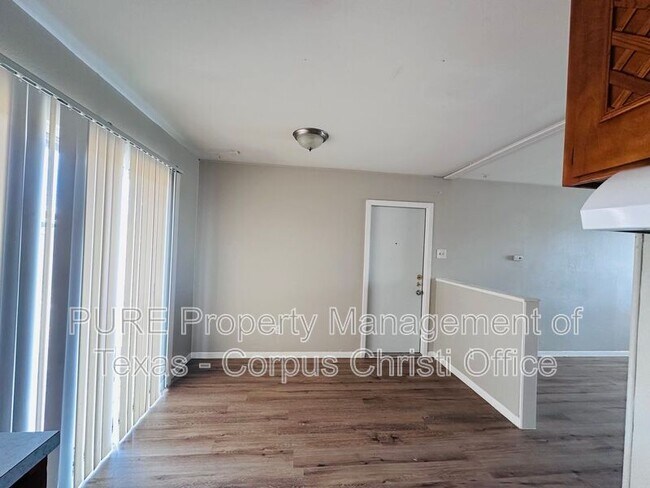 Foto del edificio - 742 Purdue Rd