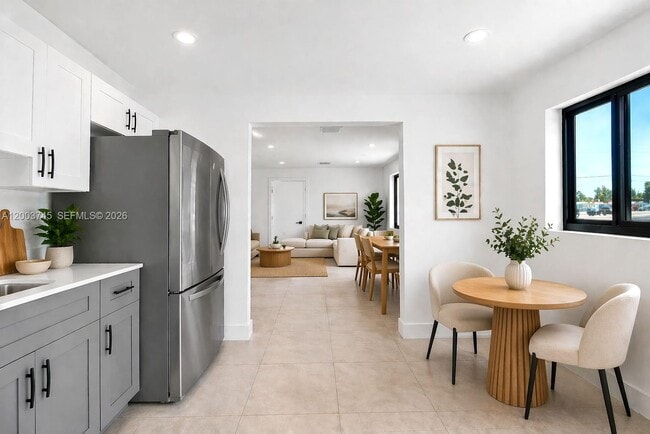 Foto del edificio - 1102 NW 103rd St