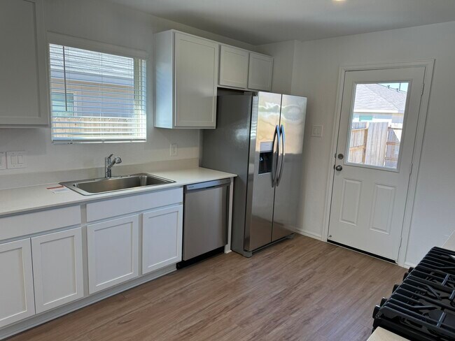 Building Photo - 2737 Cadiz Bay Dr