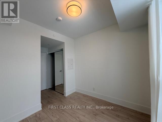 Building Photo - 115 Denison Ave