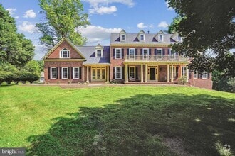 Building Photo - 9140 Goshen Valley Dr