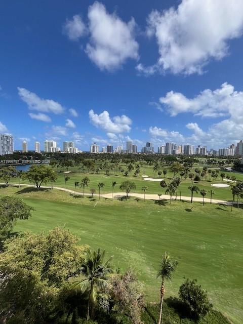 Foto del edificio - 20335 W Country Club Dr