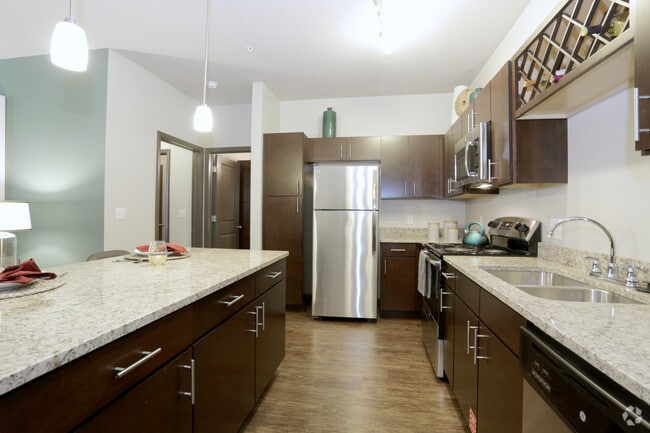 2HAB Grand Courtyard - Cocina - Springs At South Elgin