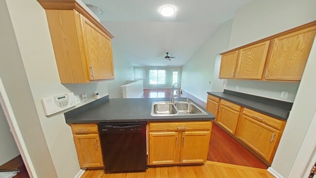 Building Photo - "Chic Sterling Heights Condo: 2 Bed, 2 Bat...