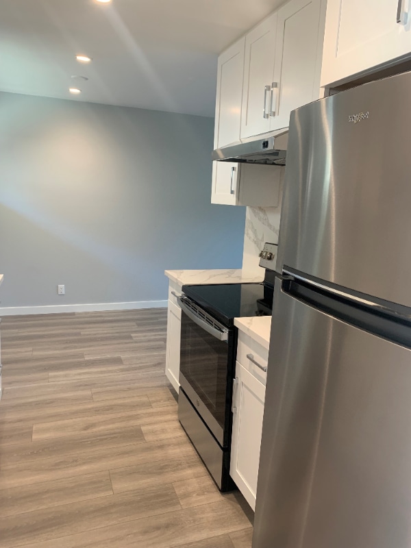 Building Photo - 1340 Palos Verdes Dr