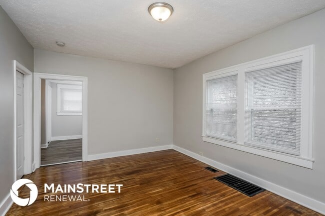 Foto del edificio - 1821 W Lee St