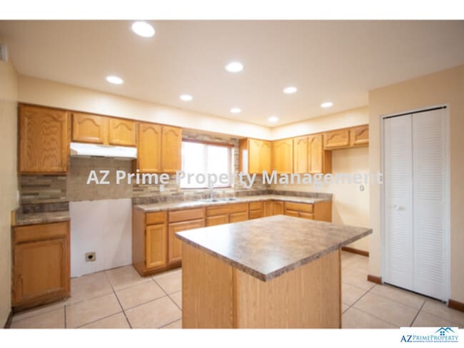 Foto del edificio - 4501 W Mission Ln