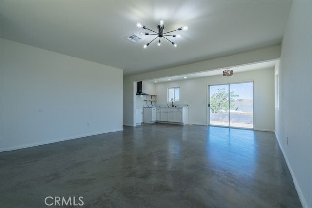 Building Photo - 61638 La Jolla Dr