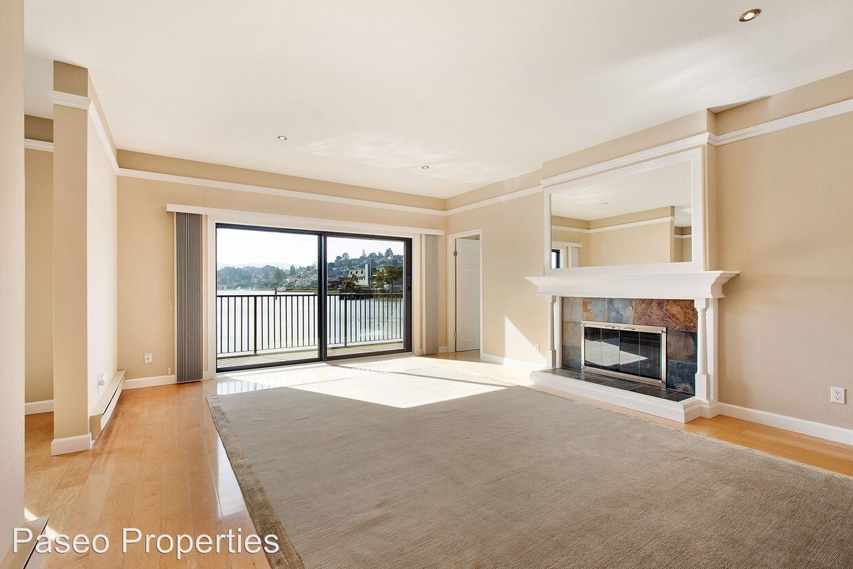 Foto principal - 4 Greenwood Cove Dr