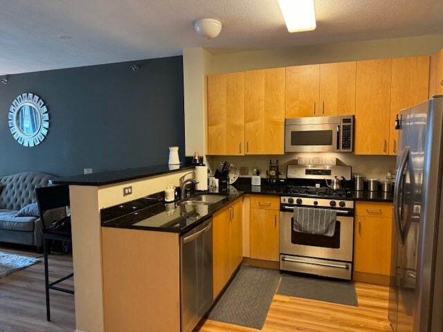 Foto del edificio - 600 N Kingsbury St