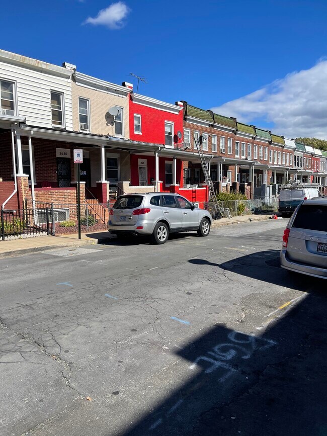 Foto del edificio - 2626 Lauretta Ave