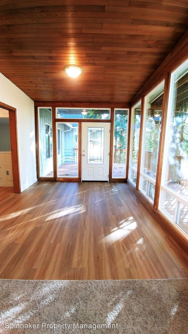 Building Photo - 4 br, 2.5 bath House - 7217 27th St West