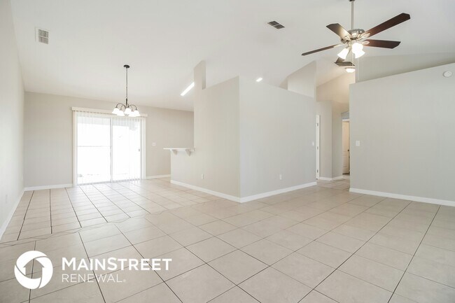 Foto del edificio - 1040 Scenic View Cir