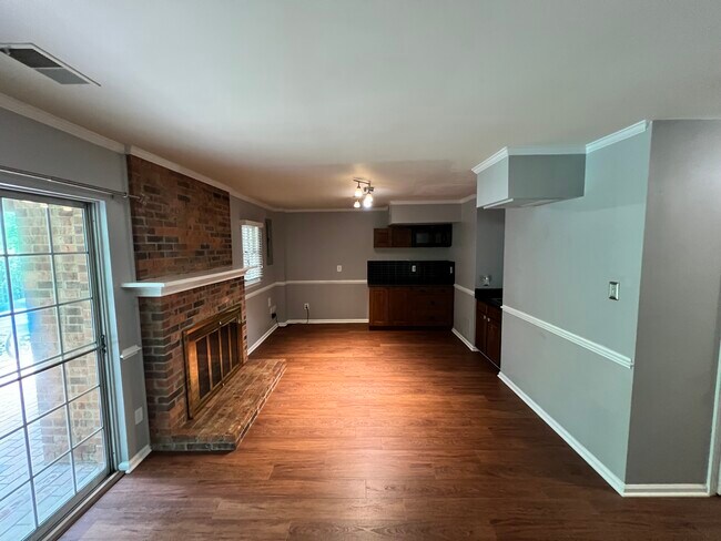 Foto del edificio - 2723 Carter Farm Ct