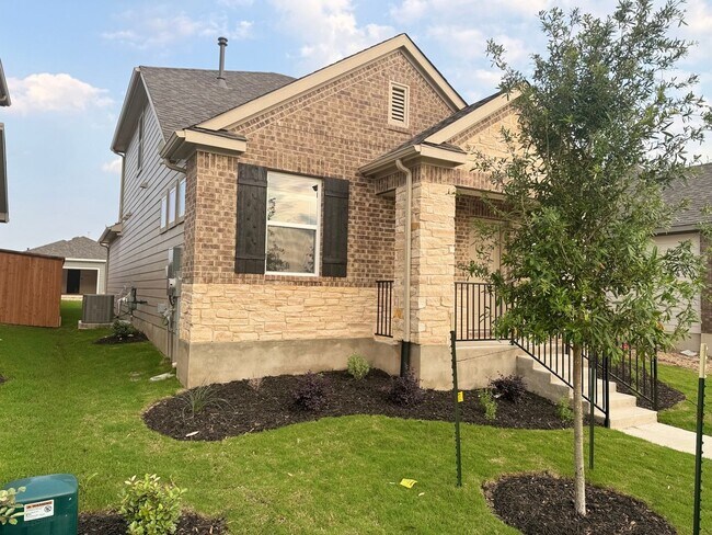 Building Photo - 212 Flowers Ave
