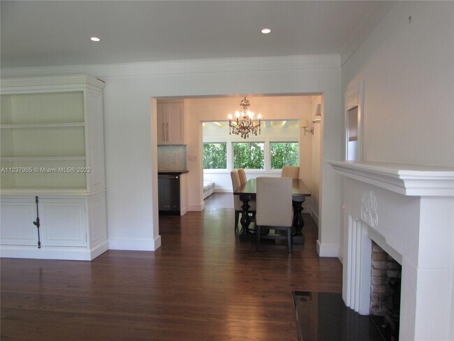 Building Photo - 64 NW 99th St
