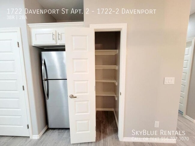 Foto del edificio - 1722 Davenport St