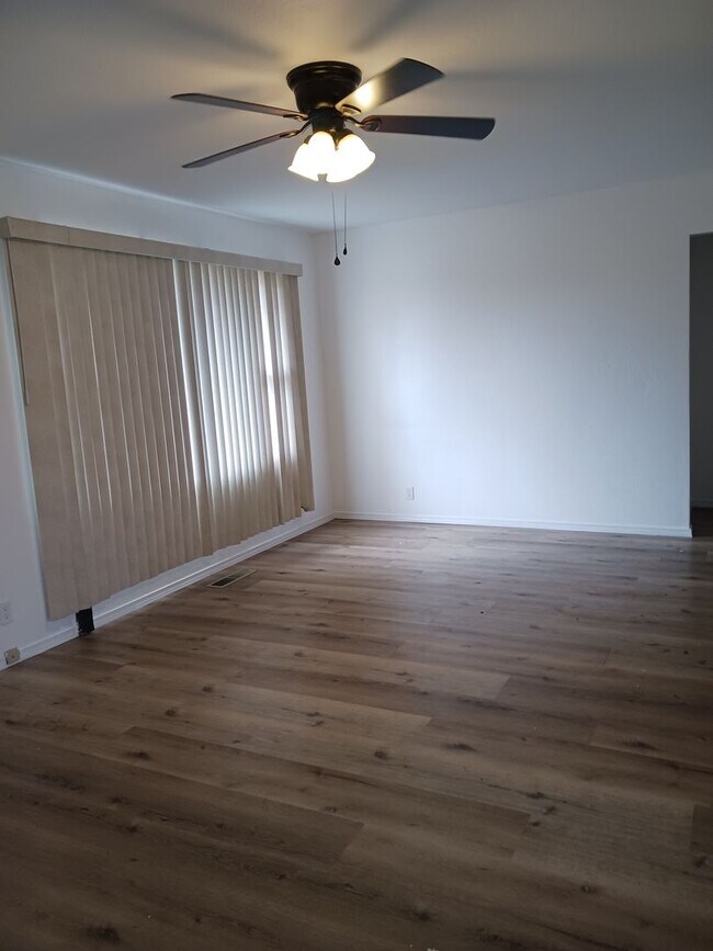 Foto del edificio - 408 NE 11th St