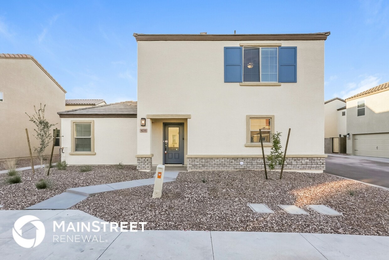 Primary Photo - 8235 W Albeniz Pl