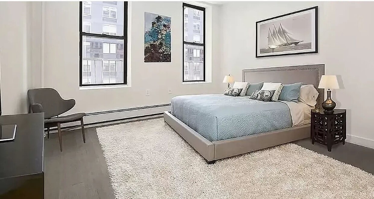 Foto principal - 314 W 39th St