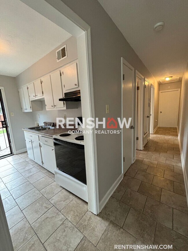 Foto del edificio - Text our Leasing Team at 901-820-4367 to S...