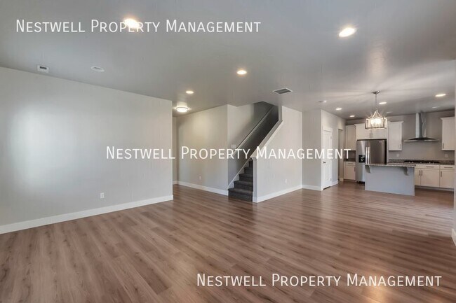 Building Photo - 2218 W Granite Arch Way