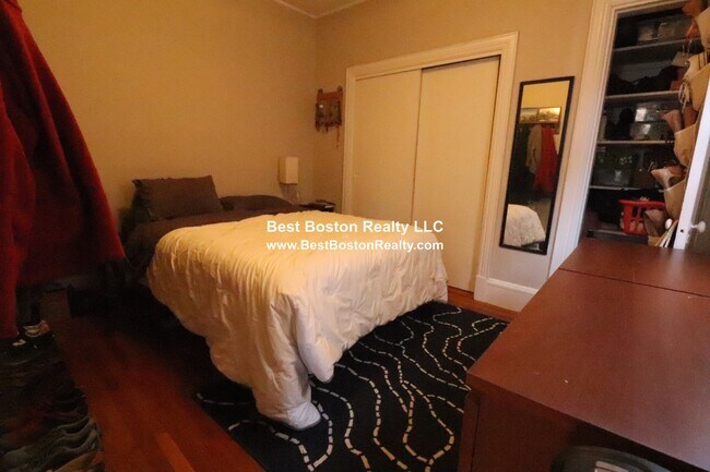 Foto del edificio - 63 Dana St