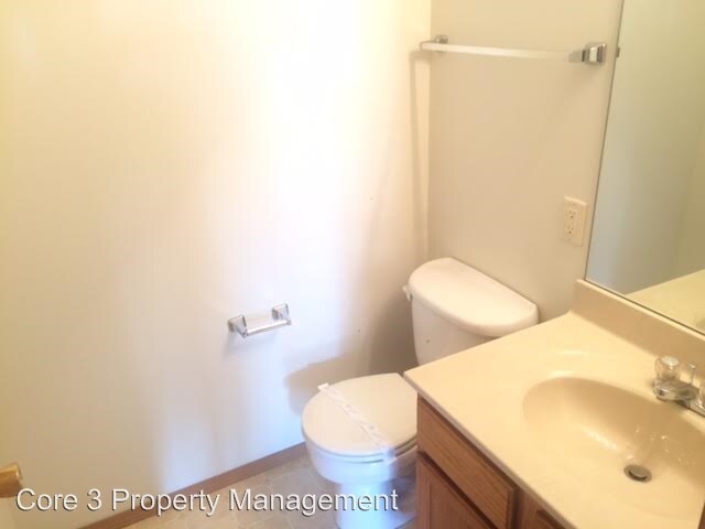 Building Photo - 28 Fetzer Ct