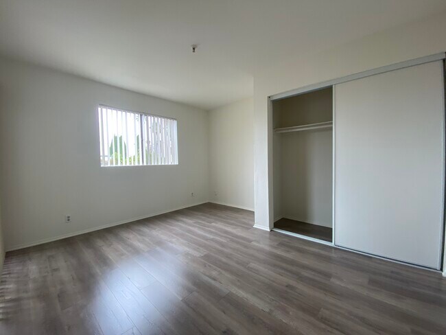 Foto del edificio - 14020 Yukon Ave