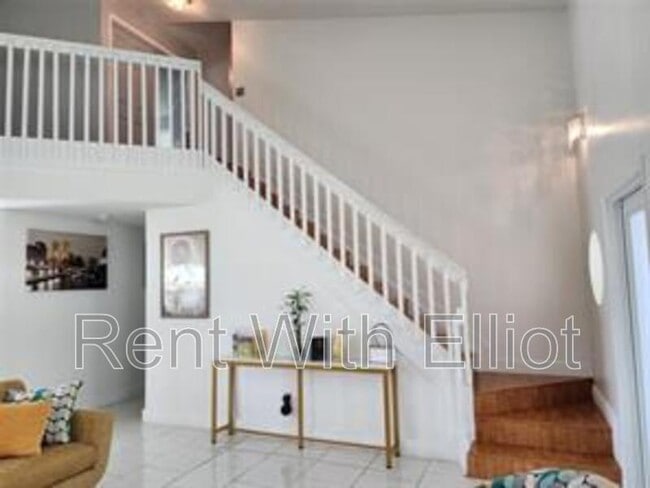Foto del edificio - 9700 SW 16th Ct