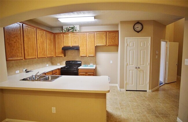 Foto del edificio - 13051 Iris Garden Ln