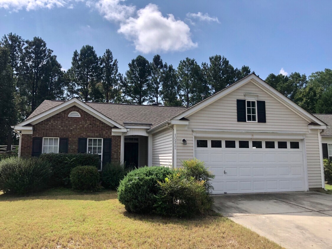 10522 Glory Meadow Ct, Charlotte, NC 28278 House Rental in Charlotte