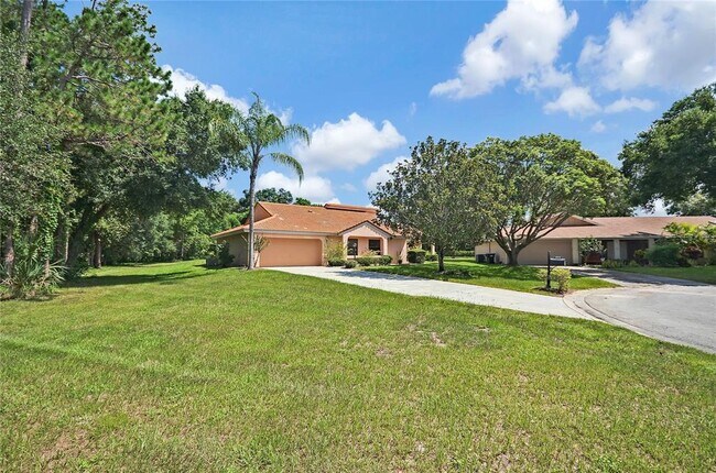 Building Photo - 5915 Crystal View Dr