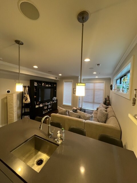 Foto del edificio - 1839 6th St NW