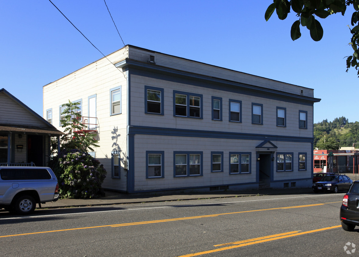 Building Photo - Sellwood Apartments