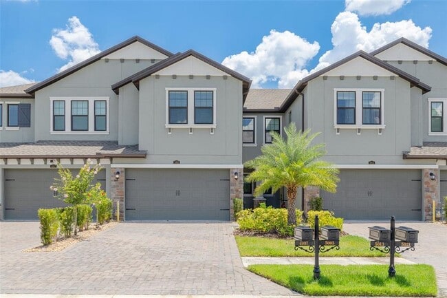 Building Photo - 5005 San Martino Dr