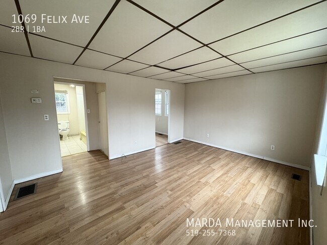 Photo du bâtiment - COZY 2 BED/1 BATH SINGLE FAMILY HOME PLUS UTILITIES!