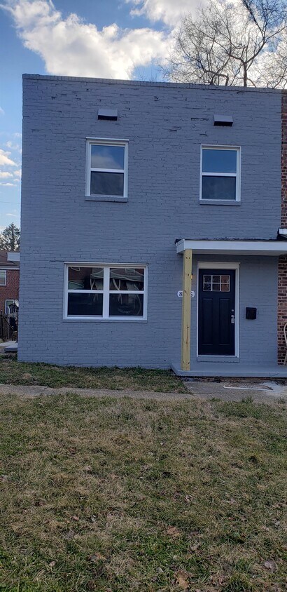 Primary Photo - 8515 Chestnut Oak Rd